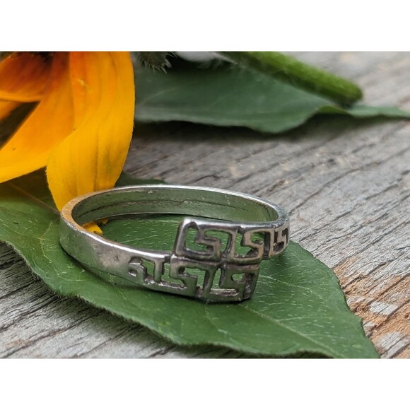 Vintage Sterling Greek Key Ring - Picture 1 of 10